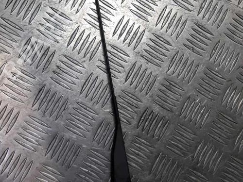 Used Front windshield wiper arm Front windshield wiper arm LADA NIVA Closed Off-Road Vehicle (2121, 2131) 1700 i 4x4 (21213, 21214) (83 hp) 23656218 23656218