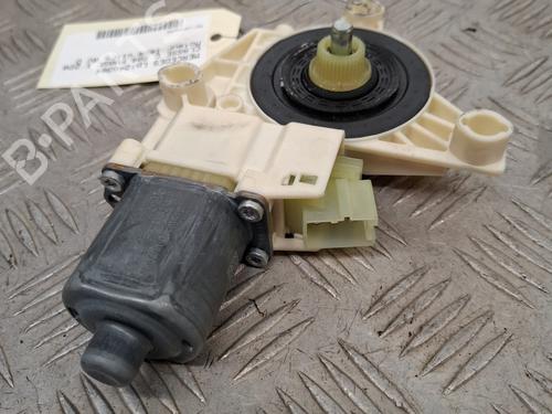 Used Right front window motor Right front window motor MERCEDES-BENZ C-CLASS (W204) C 220 CDI (204.002) (170 hp) 25834449 25834449