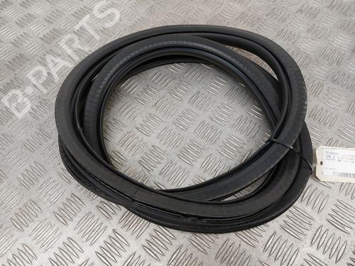 Used Rubber door seal PEUGEOT 208 II (UB_, UP_, UW_, UJ_) 1.2 PureTech 100 (101 hp) 23748007