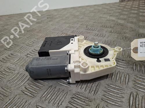 Right front window motor SEAT LEON (1P1) | BP37518025E20 - Image 3