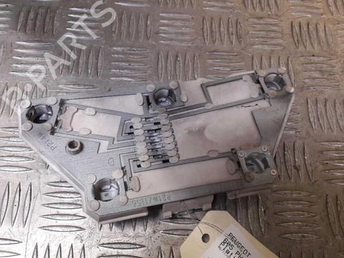 Used Lamp holder Lamp holder PEUGEOT 605 (6B) 2.1 Turbo Diesel (109 hp) 23717435 23717435
