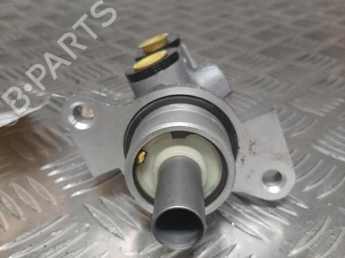 Brake master cylinder MERCEDES-BENZ C-CLASS (W202) C 250 Turbo-D (202.128) | BP24851567M77 