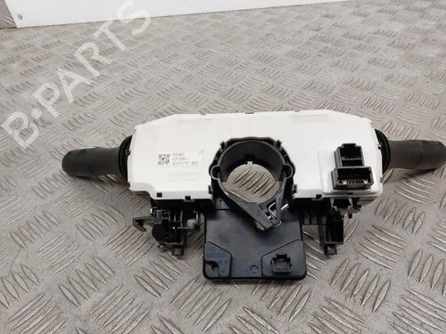 Steering column stalk RENAULT MEGANE IV Hatchback (B9A/M/N_) 1.6 dCi 130 (B9A4) | BP31092517I23