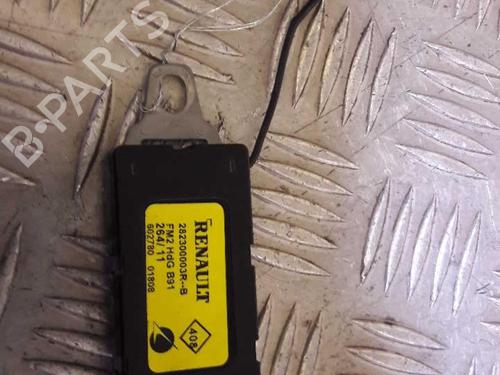 Used Electronic module RENAULT SCÉNIC III (JZ0/1_) 1.6 dCi (JZ00, JZ12) (130 hp) 24853276