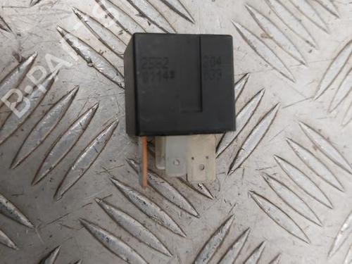 electronic-module-renault-twingo-ii-cn0_-2007-24853941 main image