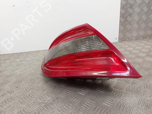 left-taillight-mercedes-benz-c-class-w204-2007-2008-2009-2010-2011-2012-2013-2014-2015-33337773 main image