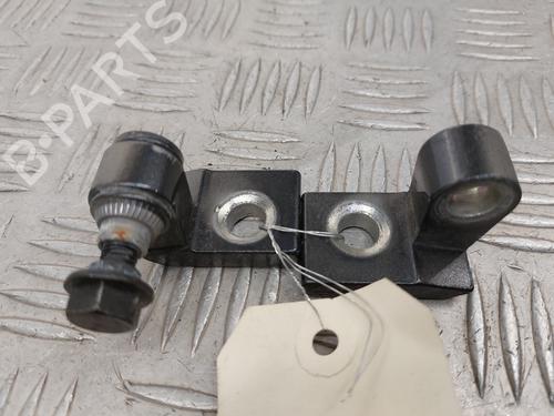 hingedoor-check-strap-bmw-1-f40-2019-23747533 main image