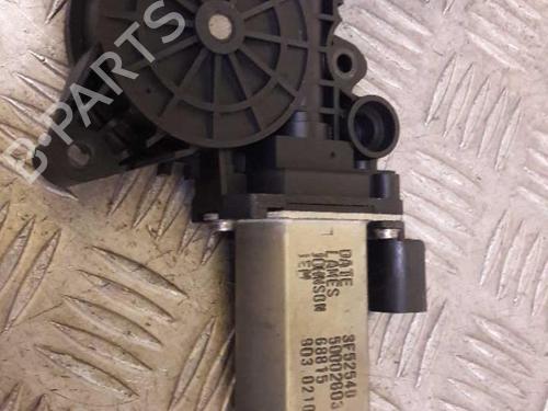 Rudehejsemotor forskærm venstre FIAT STILO (192_) 1.9 D Multijet | BP23658128E21