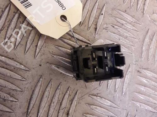 Used Warning switch Warning switch VW GOLF V (1K1) 1.9 TDI (105 hp) 23724092 23724092