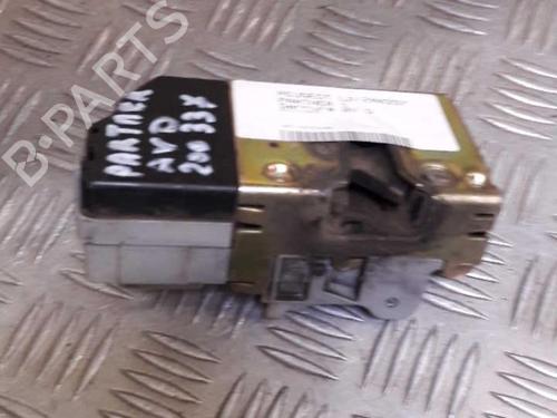 Used Front right lock PEUGEOT PARTNER MPV (5_, G_) 2.0 HDI (90 hp) 23714095
