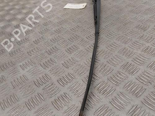 Used Front windshield wiper arm Front windshield wiper arm 23744270 23744270