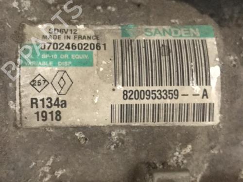 Used AC compressor AC compressor RENAULT CLIO III (BR0/1, CR0/1) 1.5 dCi (BR17, CR17) (86 hp) 23714657 23714657
