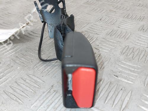 Sikkerhedssele-spænde RENAULT MEGANE IV Hatchback (B9A/M/N_) 1.6 dCi 130 (B9A4) (130 hp) 31060342