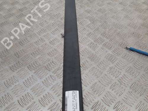 Used Door moulding trim PEUGEOT 206 Hatchback (2A/C) 1.4 i (75 hp) 30922173