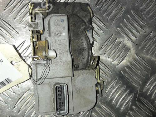 Front right lock PEUGEOT 306 Hatchback (7A, 7C, N3, N5) 2.0 HDI 90 | BP23716152C97 