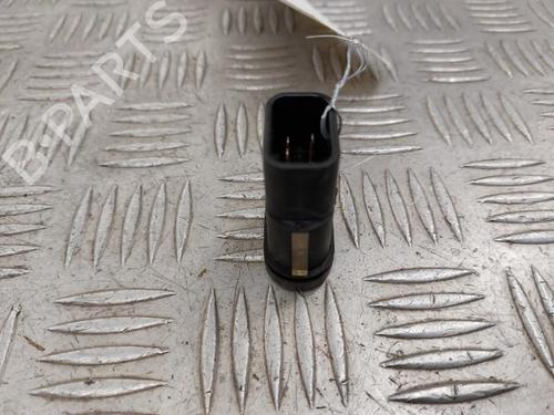 Used Right front window switch Right front window switch FORD FOCUS I (DAW, DBW) 1.6 16V (100 hp) 23743439 23743439