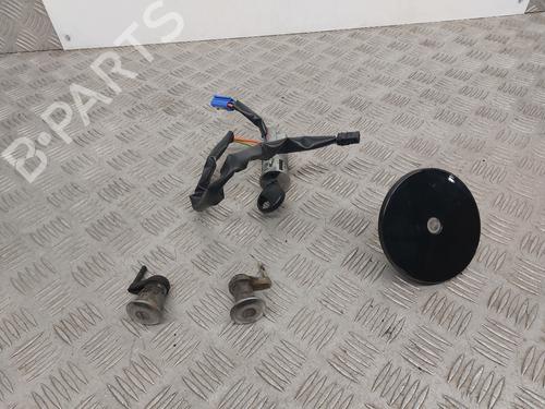 Used Ignition barrel Ignition barrel PEUGEOT 206+ (2L_, 2M_) 1.1 (60 hp) 31164190 31164190