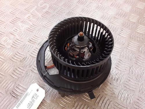 Used Heater blower motor Heater blower motor AUDI A3 Sportback (8VA, 8VF) 2.0 TDI (150 hp) 23726447 23726447