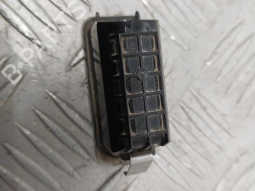 licence-plate-light-ford-fiesta-vi-cb1-ccn-2008-25052035 main image