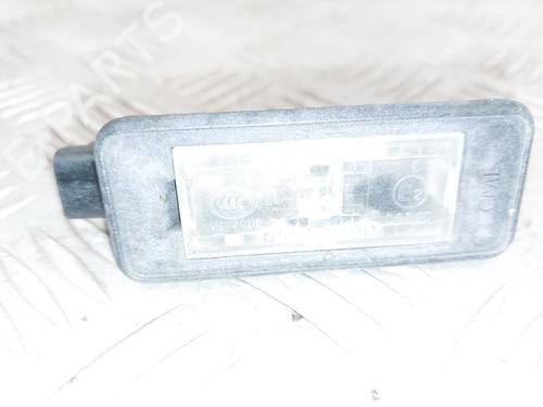 Used Licence plate light PEUGEOT 308 II (LB_, LP_, LW_, LH_, L3_) 1.6 HDi / BlueHDi 115 (115 hp) 30480127