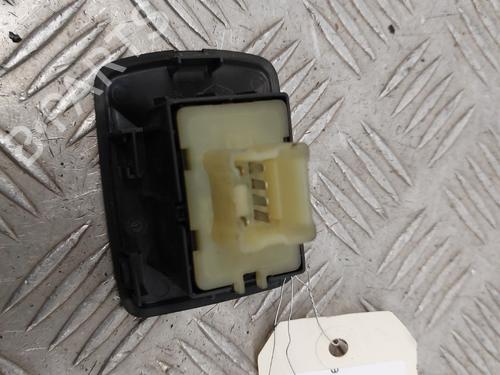 right-rear-window-switch-dacia-lodgy-js_-2012-24630823 main image