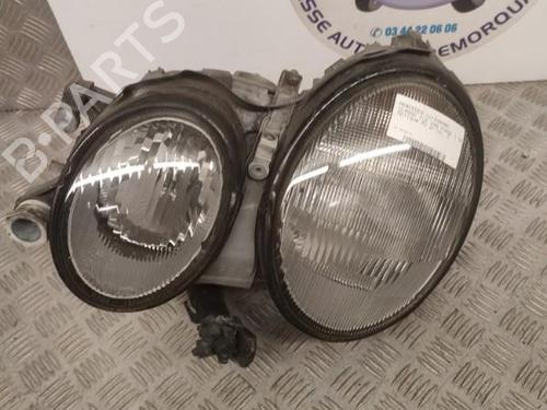 Used Left headlight MERCEDES-BENZ CLK (C208) CLK 320 (208.365) (218 hp) 23744451