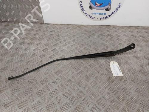 Used Front windshield wiper arm MAZDA 2 (DY) 1.2 (DY3W) (75 hp) 23737562