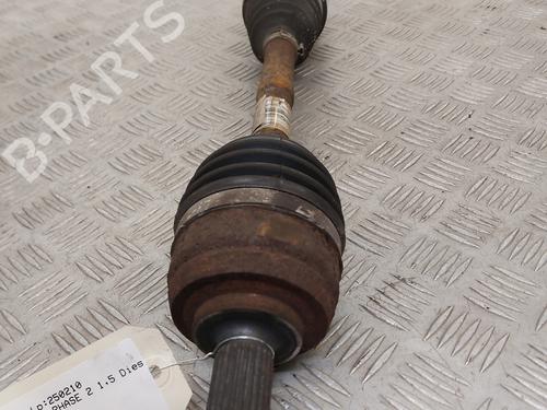 Used Right front driveshaft Right front driveshaft DACIA DUSTER (HS_) 1.5 dCi 4x4 (109 hp) 26453832 26453832