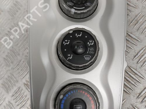 Used Climate control TOYOTA YARIS (_P9_) 1.4 D-4D (NLP90_, NLP90R) (90 hp) 23747883