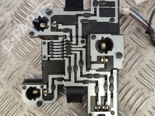 Support de lampe RENAULT MEGANE I (BA0/1_) 1.9 dCi (BA05, BA1F) (102 hp) 23733967