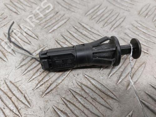 Comutador RENAULT MEGANE I Coach (DA0/1_) 1.9 dTi (DA0N) (98 hp) 24854135