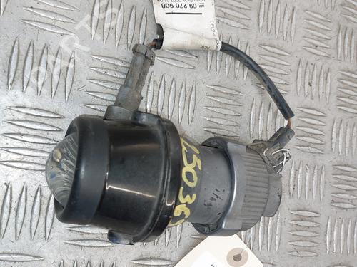 Used Right front fog light OPEL ZAFIRA A MPV (T98) 2.2 DTI 16V (F75) (125 hp) 28300832