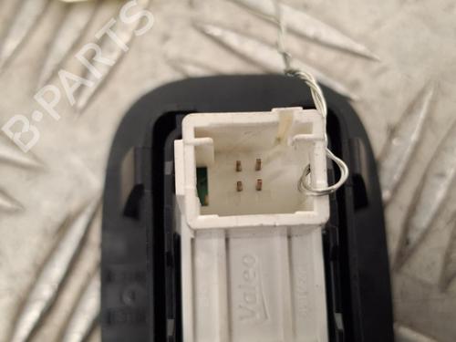 Left rear window switch PEUGEOT 2008 I (CU_) 1.2 THP 110 / PureTech 110 | BP39228629I29 - Image 3