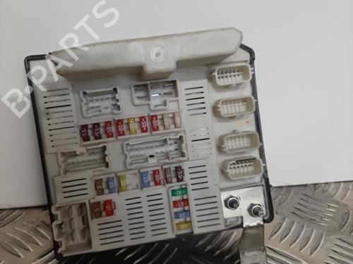 Used Fuse box Fuse box RENAULT GRAND SCÉNIC II (JM0/1_) 2.0 dCi (JM1K) (150 hp) 23655587 23655587