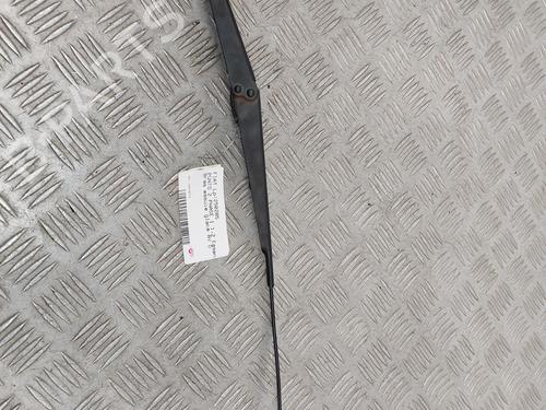 Used Front windshield wiper arm FIAT PUNTO (188_) 1.2 60 (188.030, .050, .130, .150, .230, .250) (60 hp) 27584732