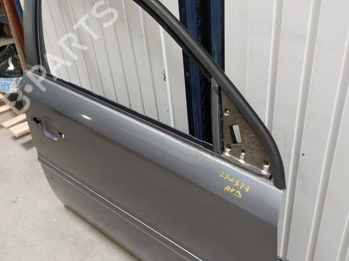 right-front-door-opel-vectra-c-gts-z02-2002-2003-2004-2005-2006-2007-2008-2009-28545533 main image