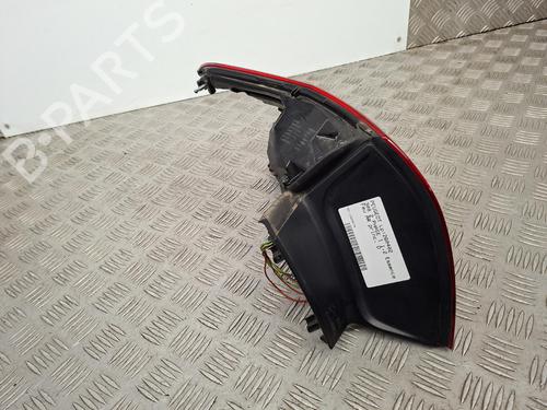 Used Right taillight Right taillight PEUGEOT 308 II (LB_, LP_, LW_, LH_, L3_) 1.2 THP 130 (131 hp) 39939396 39939396