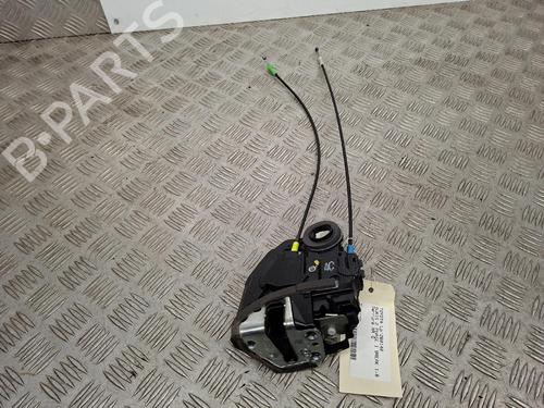 rear-left-lock-toyota-auris-estate-_e18_-2013-2014-2015-2016-2017-2018-39729380 main image