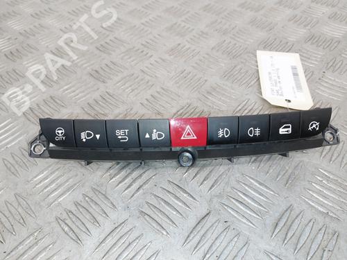 Used Warning switch FIAT 500L (351_, 352_) 1.3 D Multijet (199LXY1A, 199LXY11) (84 hp) 26210763