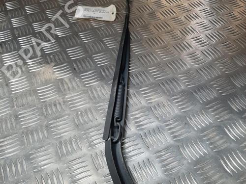 front-windshield-wiper-arm-renault-scenic-ii-jm01_-2003-2004-2005-2006-2007-2008-2009-2010-23714750 main image