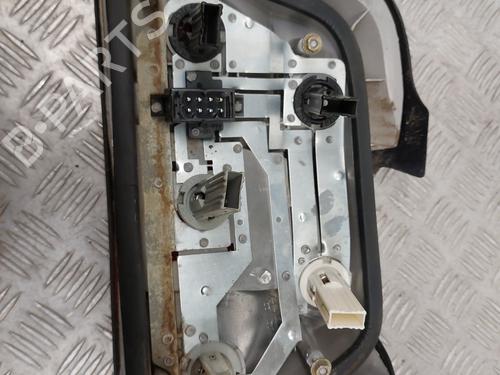 left-taillight-bmw-3-e36-1990-1991-1992-1993-1994-1995-1996-1997-1998-26527517 main image