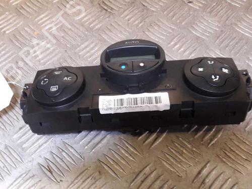climate-control-renault-scenic-ii-jm01_-2003-2004-2005-2006-2007-2008-2009-2010-23726654 main image