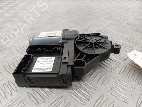 Right front window motor VW TOURAN (1T1, 1T2) 1.9 TDI | BP23744798E20 