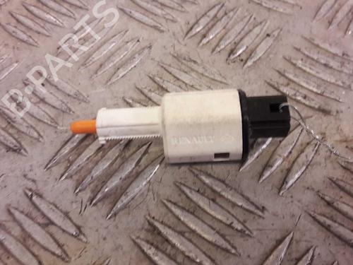 Used Electronic module Electronic module RENAULT FLUENCE (L3_) 1.5 dCi (L30D, L30L, L306, L33F, L33L, L33M, L33V, L33W) (110 hp) 23728256 23728256