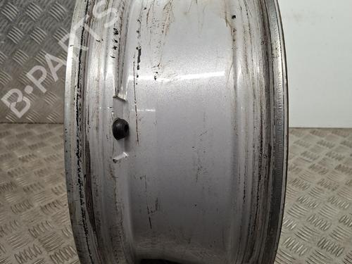 Used Rim Rim 39425748 39425748