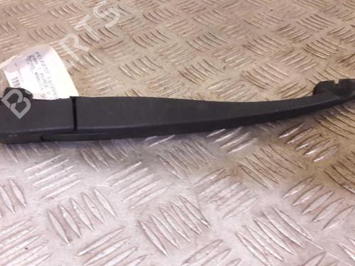 Used Rear windshield wiper arm Rear windshield wiper arm PEUGEOT 208 I (CA_, CC_) 1.6 HDi / BlueHDi 75 (75 hp) 23733384 23733384