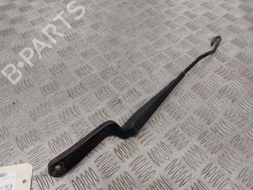 Used Front windshield wiper arm VW POLO (6N2) 1.4 16V (75 hp) 23743385