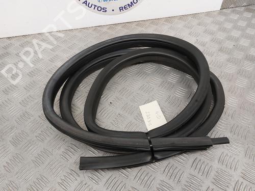 Rubber door seal CHRYSLER SEBRING (JR) 2.7 V6 24V | BP23735989C142 