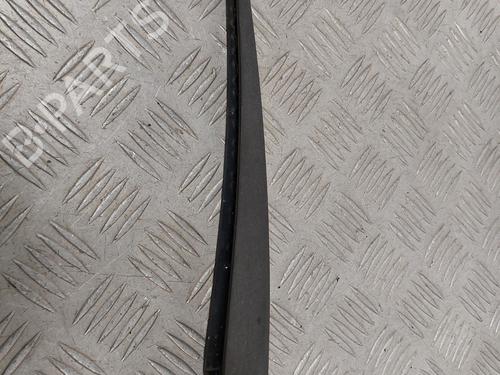 Used Rear windshield wiper arm Rear windshield wiper arm PEUGEOT 207 (WA_, WC_) 1.4 HDi (68 hp) 23660019 23660019