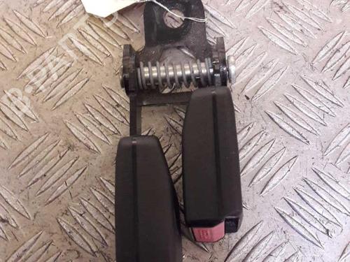 Used Seat buckle RENAULT MEGANE II (BM0/1_, CM0/1_) 1.9 dCi (BM0G, CM0G) (120 hp) 23723481